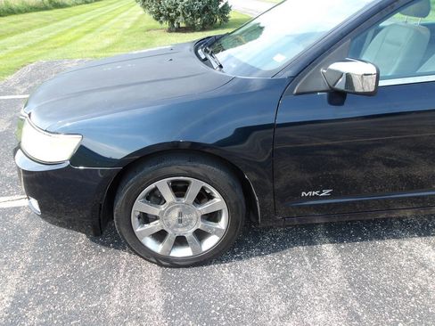 Used 2008 Lincoln MKZ image 28