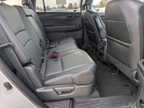 Certified 2023 Honda Passport EX-L image 22