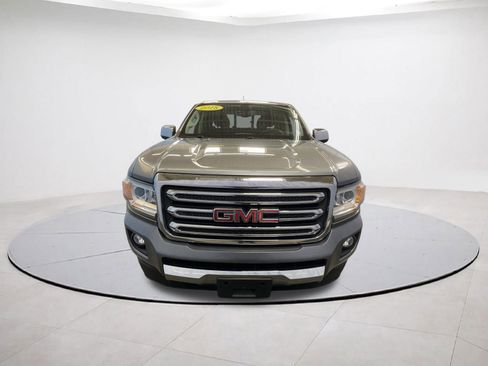 Used 2018 GMC Canyon SLT w/ Driver Alert Package image 2