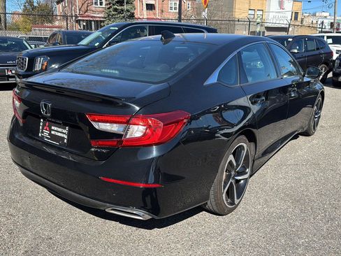 Used 2021 Honda Accord Sport image 9