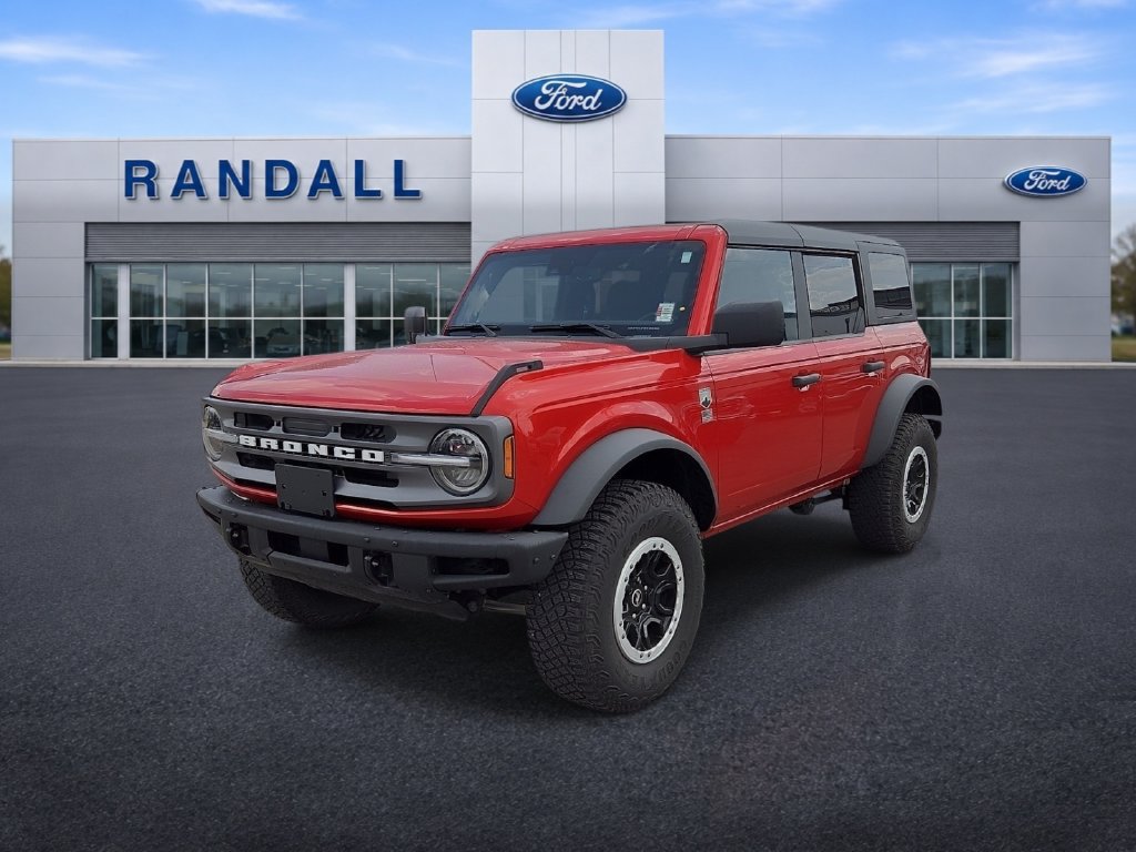 Used 2023 Ford Bronco Big Bend w/ Sasquatch Package AWD/4WD image 2