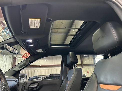 Used 2019 GMC Sierra 1500 AT4 w/ AT4 Premium Package AWD/4WD image 13