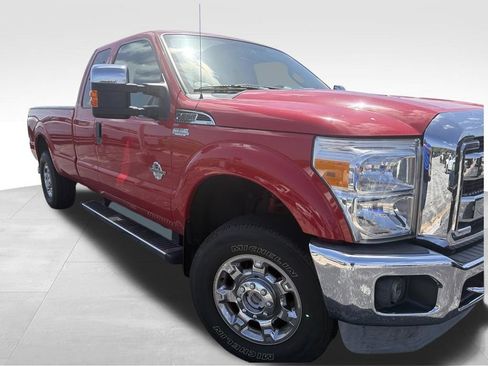 Used 2014 Ford F250 XLT w/ XLT Premium Package AWD/4WD image 15
