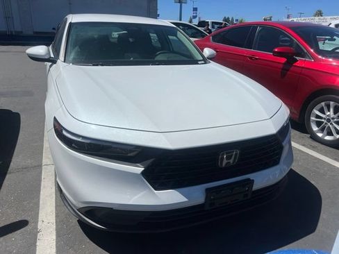 Used 2023 Honda Accord LX image 2