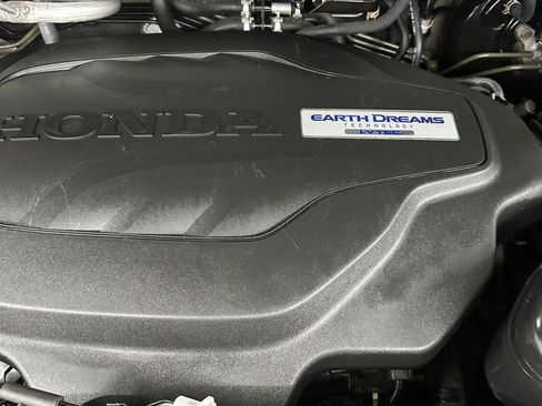 Used 2018 Honda Odyssey EX image 7