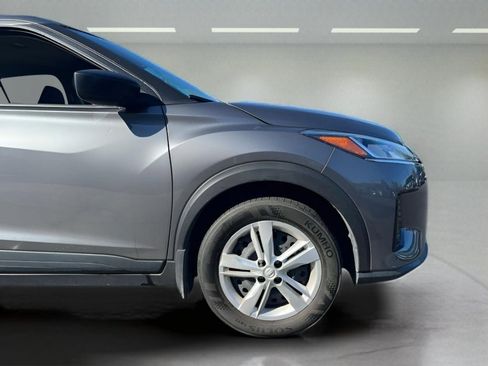 Used 2024 Nissan Kicks S image 29