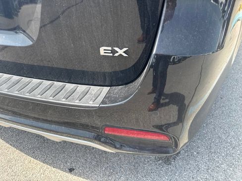 Used 2021 Kia Sedona EX w/ EX Premium Package FWD image 5