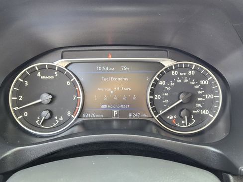 Used 2020 Nissan Altima 2.5 SR FWD image 14