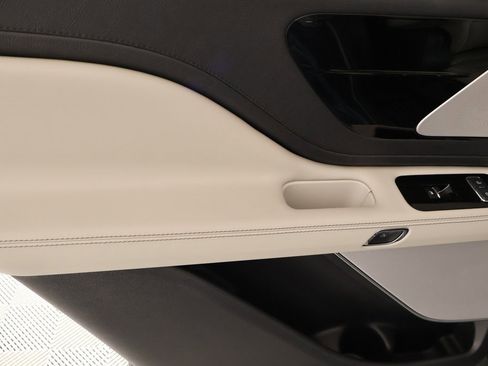 New 2026 Lincoln Aviator Reserve image 18