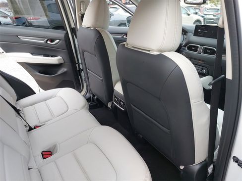 Used 2023 MAZDA CX-5 AWD 2.5 S w/ Premium Plus Pkg image 11