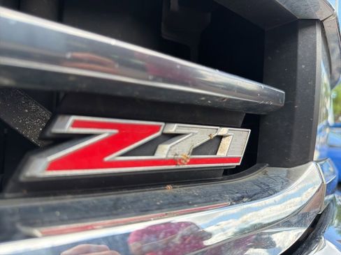 Used 2019 Chevrolet Silverado 2500 LTZ w/ Duramax Plus Package AWD/4WD image 15