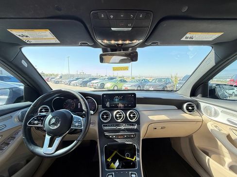 Used 2021 Mercedes-Benz GLC 300 4MATIC image 20
