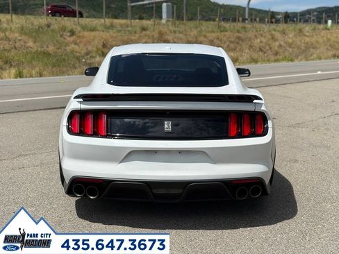 Used 2016 Ford Mustang Shelby GT350 w/ Technology Package RWD image 4