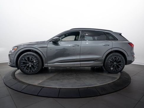 Used 2024 Audi Q8 e-tron Prestige w/ Prestige Package AWD/4WD image 6