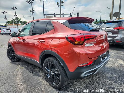 Certified 2024 Buick Encore GX Preferred w/ Comfort Package FWD image 6