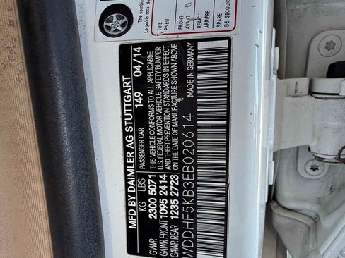 Used 2014 Mercedes-Benz E 350 Sedan image 24