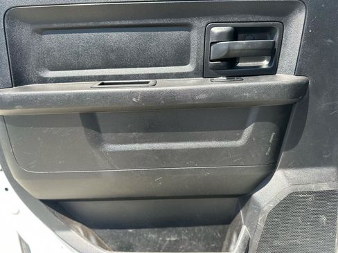 Used 2014 RAM 3500 Tradesman RWD image 14