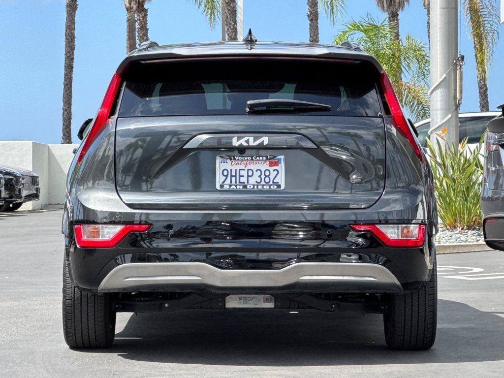 Used 2023 Kia Niro Wind w/ Wind Preserve Package FWD image 4
