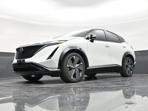 Used 2023 Nissan Ariya image 21