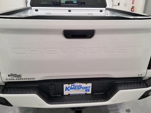 Used 2024 Chevrolet Colorado LT w/ LT Convenience Package III image 12