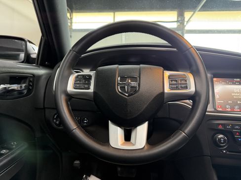 Used 2013 Dodge Charger SXT Plus image 15
