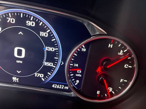 Used 2020 Chevrolet Blazer RS FWD image 2