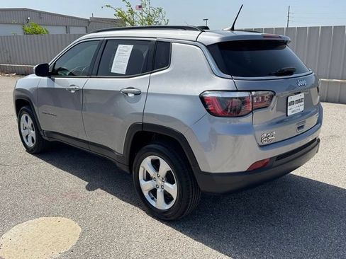 Used 2020 Jeep Compass Latitude AWD/4WD image 4