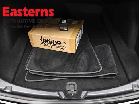 Used 2018 Tesla Model 3 Long Range image 9