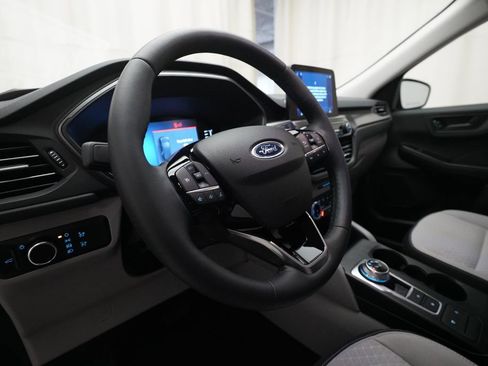 Used 2023 Ford Escape Active w/ Cold Weather Package FWD image 8
