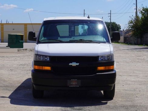Used 2021 Chevrolet Express 2500 Extended w/ Driver Convenience Package image 8