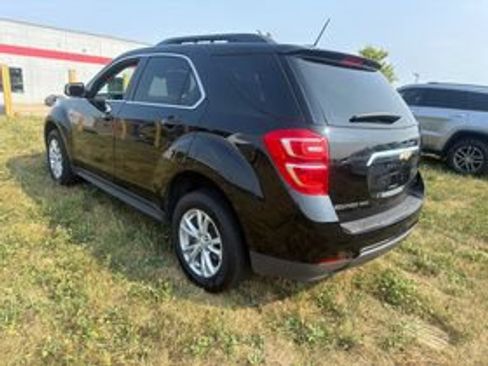 Used 2017 Chevrolet Equinox LT w/ Convenience Package AWD/4WD image 5