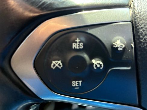 Used 2014 Chevrolet Silverado 1500 LTZ w/ Driver Alert Package AWD/4WD image 18