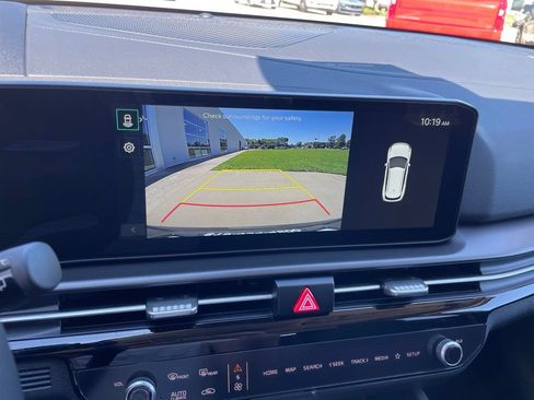 New 2026 Kia Sportage EX FWD image 20