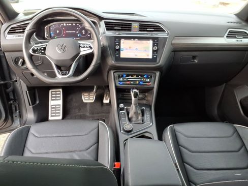 Used 2024 Volkswagen Tiguan SEL R-Line AWD/4WD image 15