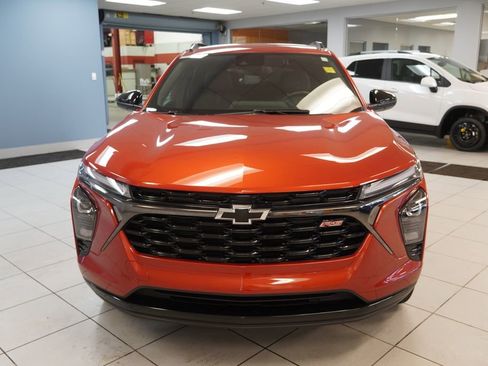 Used 2024 Chevrolet Trax RS w/ Driver Confidence Package image 14