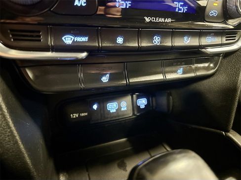 Used 2020 Hyundai Santa Fe SEL w/ Convenience Package image 23