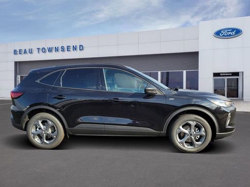 New 2026 Ford Escape ST-Line w/ Cold Weather Package image 3