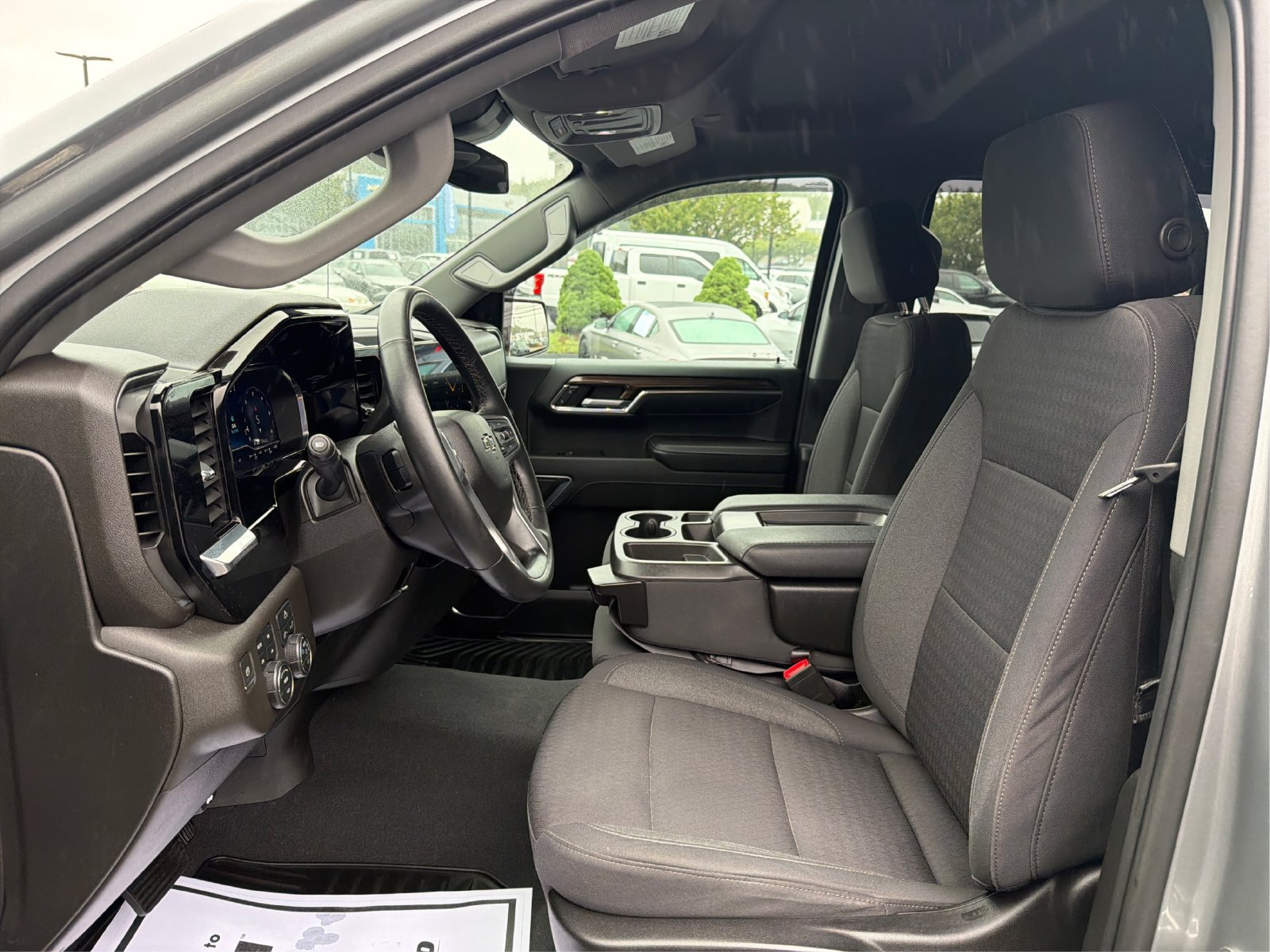 Used 2023 Chevrolet Silverado 1500 RST AWD/4WD image 9