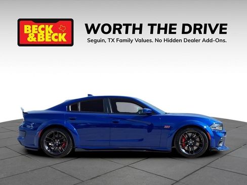 Used 2022 Dodge Charger Scat Pack image 4