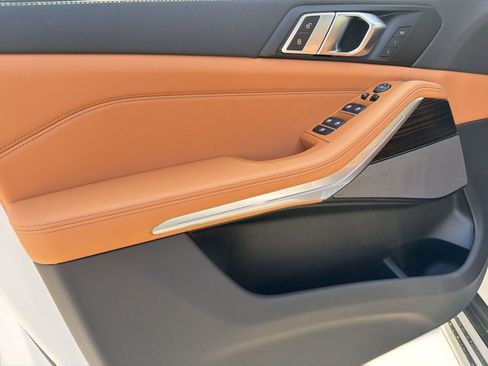 New 2026 BMW X5 sDrive40i w/ Premium Package RWD image 13