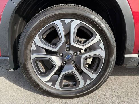 Used 2024 Subaru Ascent Limited w/ Technology Package image 2