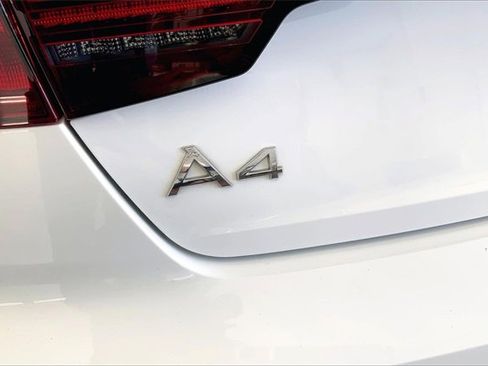Certified 2022 Audi A4 2.0T Premium Plus image 8