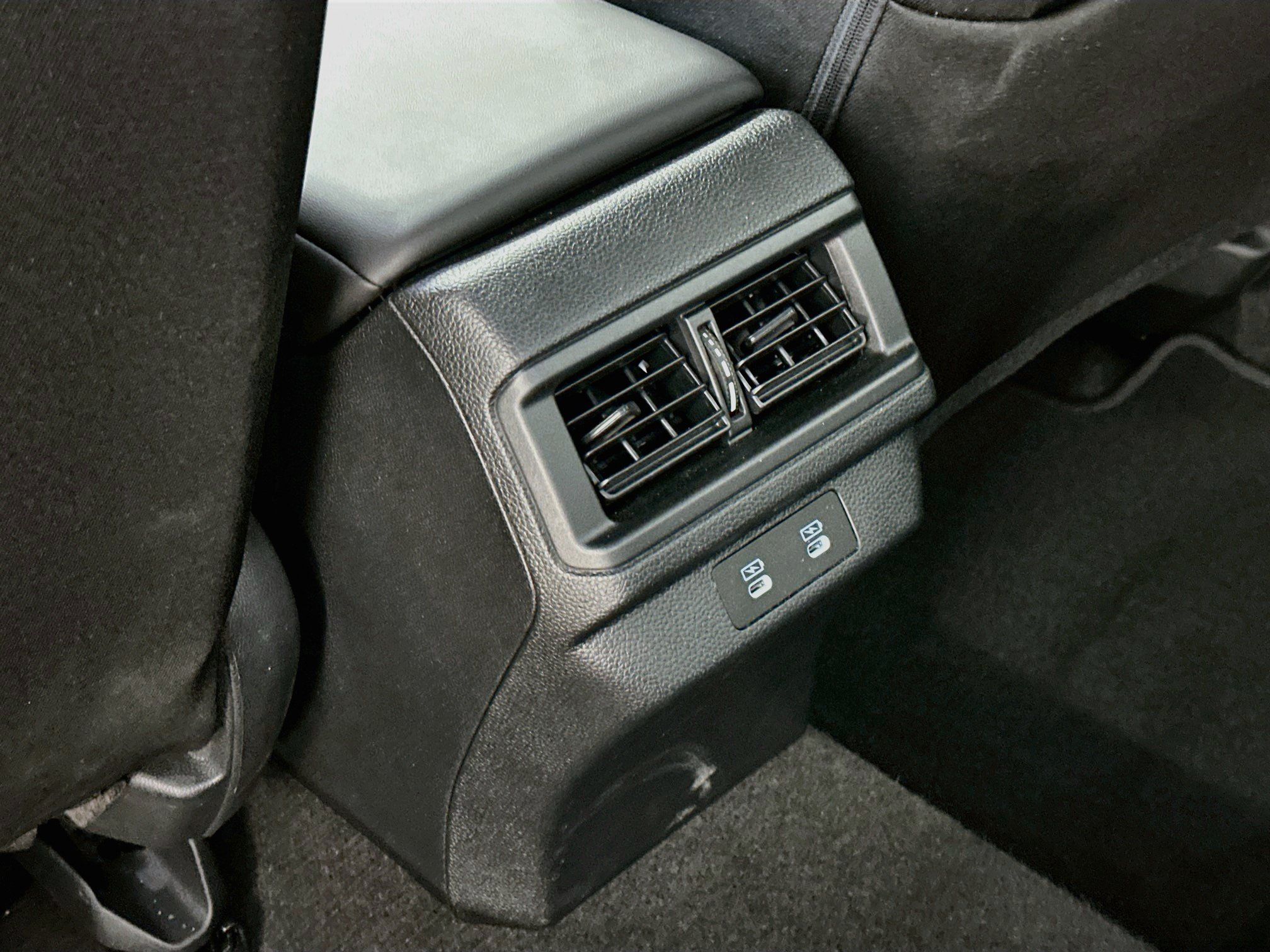 Used 2025 Honda Accord SE image 27