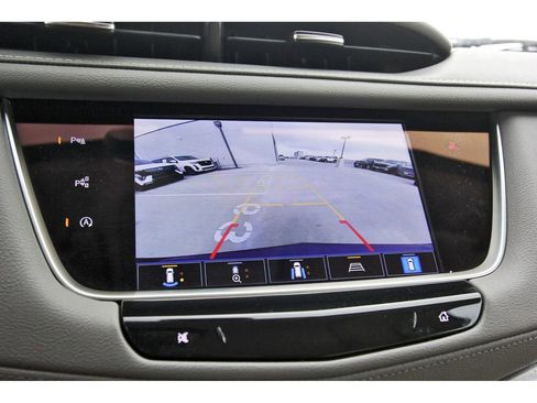 Used 2023 Cadillac XT5 Premium Luxury w/ Technology Package image 21