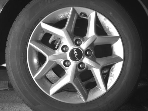 Used 2025 Kia Soul LX w/ LX Technology Package FWD image 22