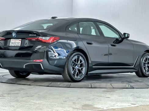 Used 2023 BMW i4 eDrive35 RWD image 2