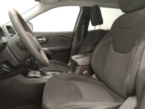 Used 2021 Jeep Cherokee Latitude image 17