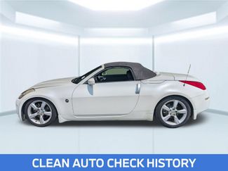 Used 2007 Nissan 350Z Touring RWD video 2