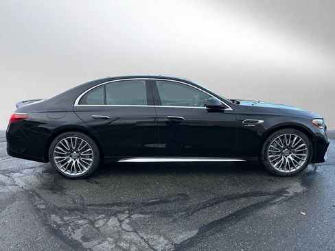 Used 2025 Mercedes-Benz E 53 AMG e 4MATIC Sedan image 2