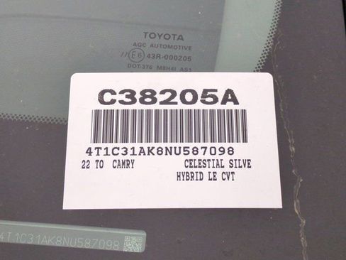 Certified 2022 Toyota Camry LE image 16